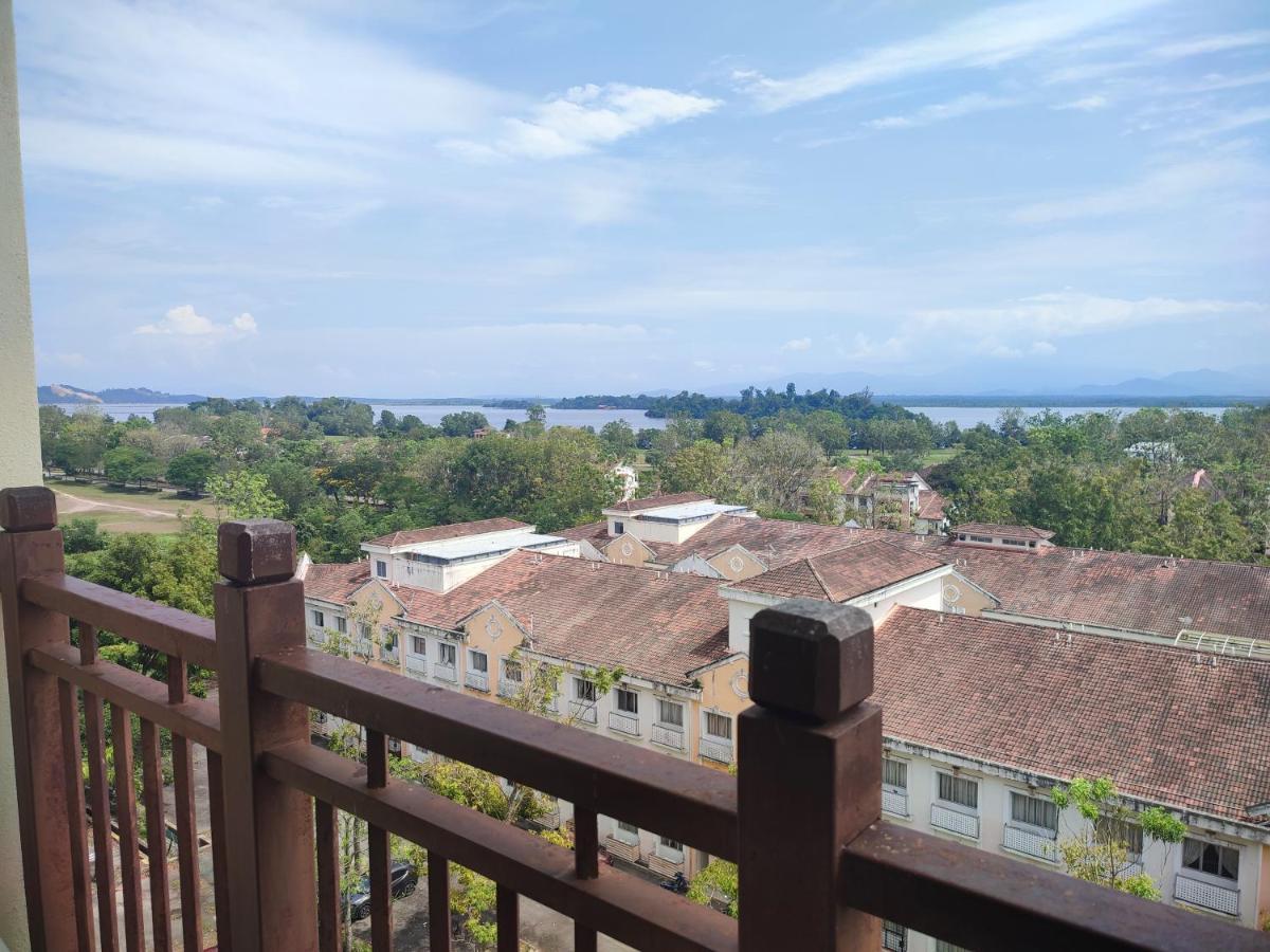 Sofea Inn Bukit Merah - Suria A7733 Kampong Selemat 外观 照片