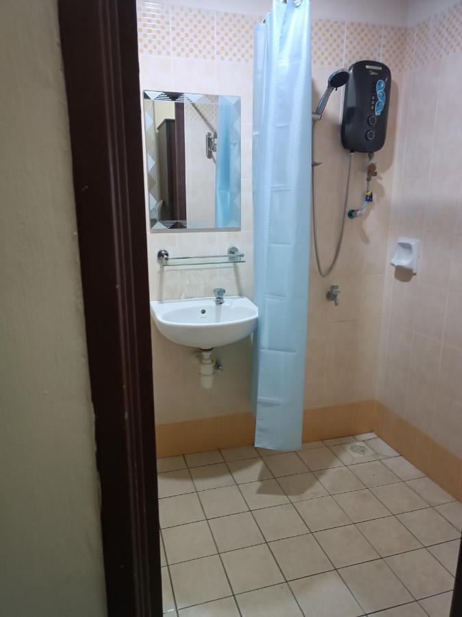 Sofea Inn Bukit Merah - Suria A7733 Kampong Selemat 外观 照片